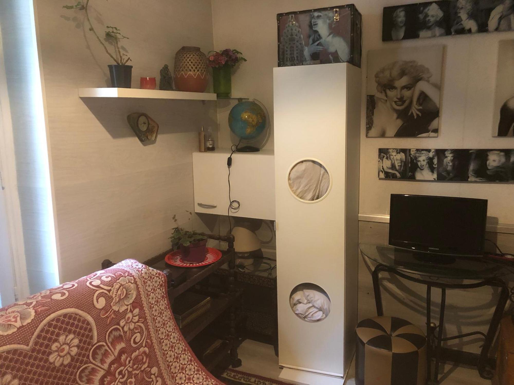 Studio "Maryline" Sejours Parisiens Abordables - Rez De Chaussee Sur Beau Patio Ombrage- Accessible Handcaps - Grand Canape-Lit Clic Clac 2 Places - Cuisine Equipee - Salle De Bains - 5 Minutes Du Metro Brochant Ligne 13,Bus 74 Et 31 Exterior photo